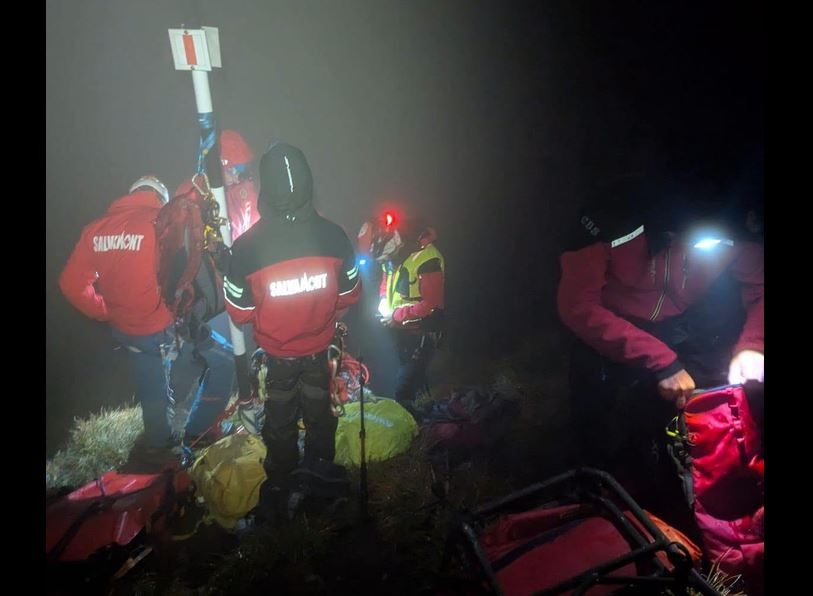 Misiune de recuperare în Munții Făgăraș: Echipele Salvamont sunt mobilizate la Vârful Mircii
