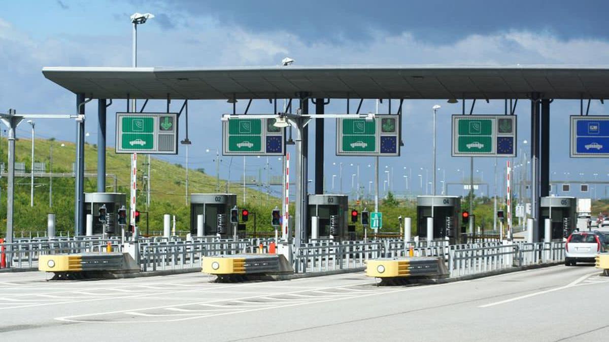 Se schimbă taxarea rutieră în România: dispare taxa de pod de la Fetești și intră în vigoare noile tarife