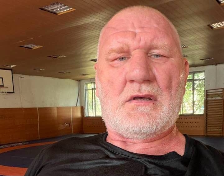 Luptătorul de MMA Tolea Ciumac a fost reținut de poliție după un conflict violent în Centrul Vechi
