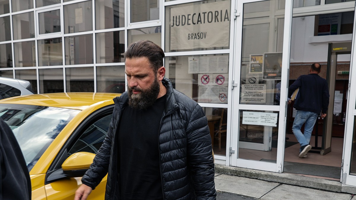 Polițistul care a ucis un tânăr cu mașina a cerut iertare în fața instanței: „Orice sentință e prea mică”