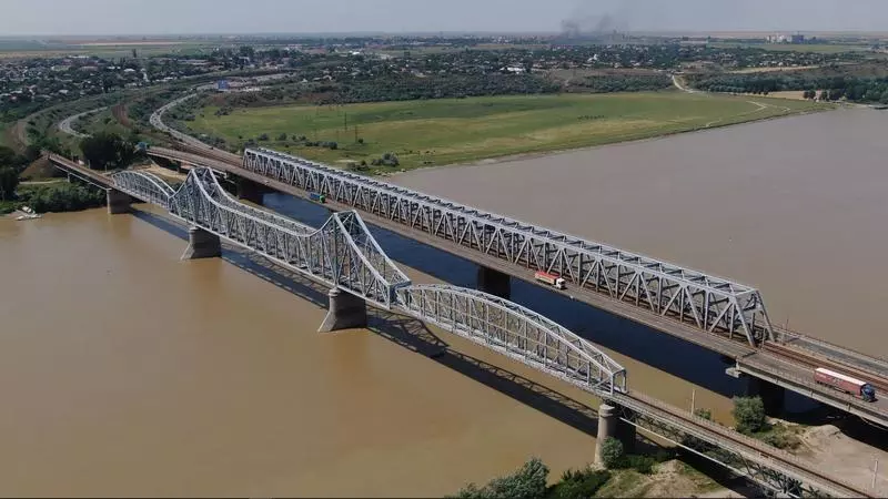 Modificări majore la taxarea rutieră: dispare taxa de pod de la Fetești și intră în vigoare TollRo