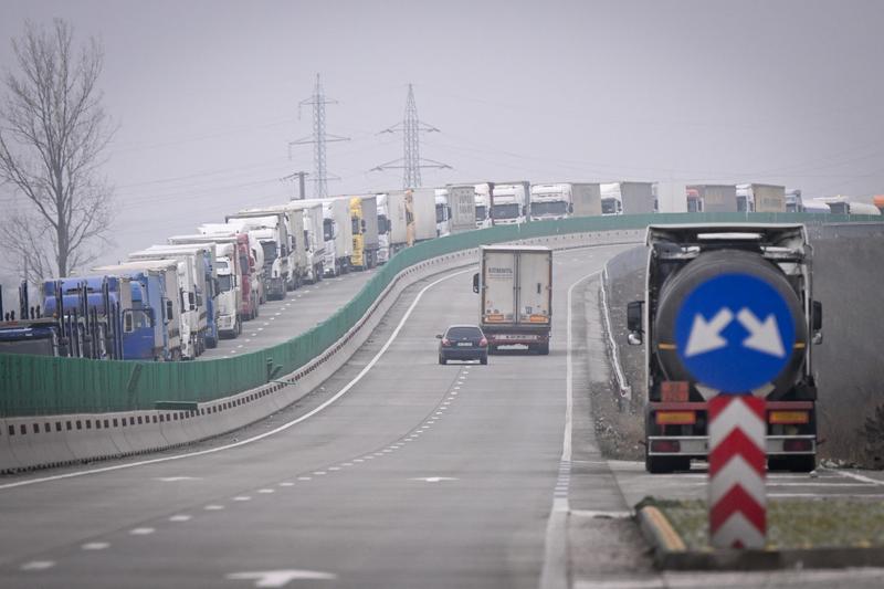 Noul sistem de taxare TollRo pentru camioane: CNAIR solicită amânarea implementării