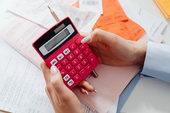 Ghidul programului Casa Verde Baterii: Cum se calculează punctajul și costul fiecărui punct câștigat