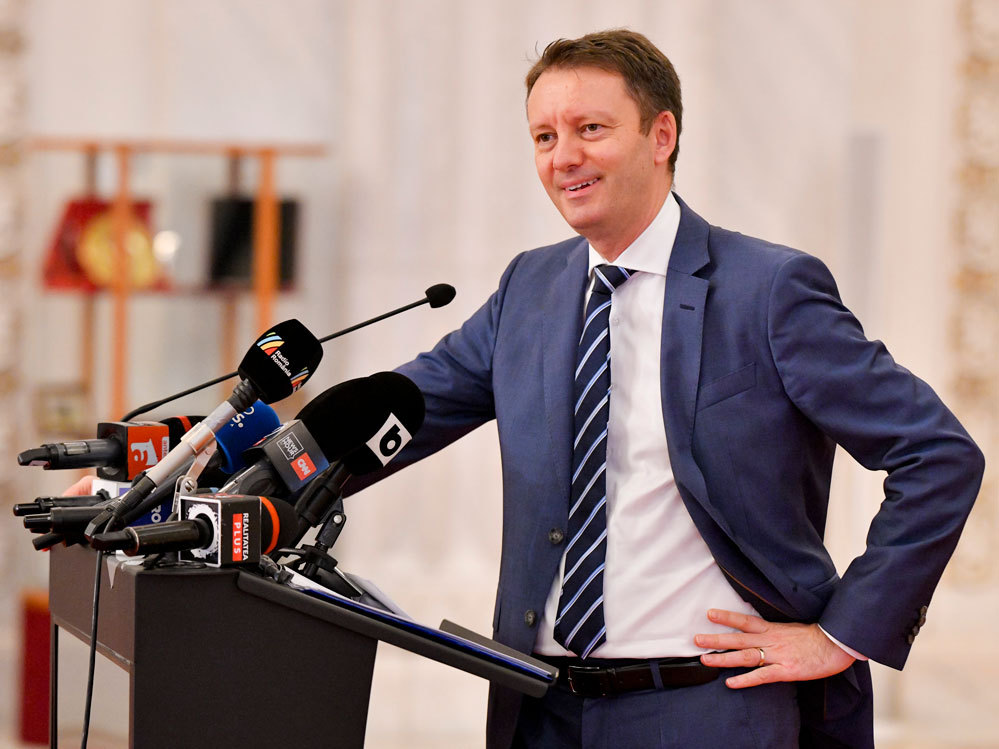 Siegfried Mureșan prezintă liniile directoare ale programului de guvernare, dar documentul oficial lipsește