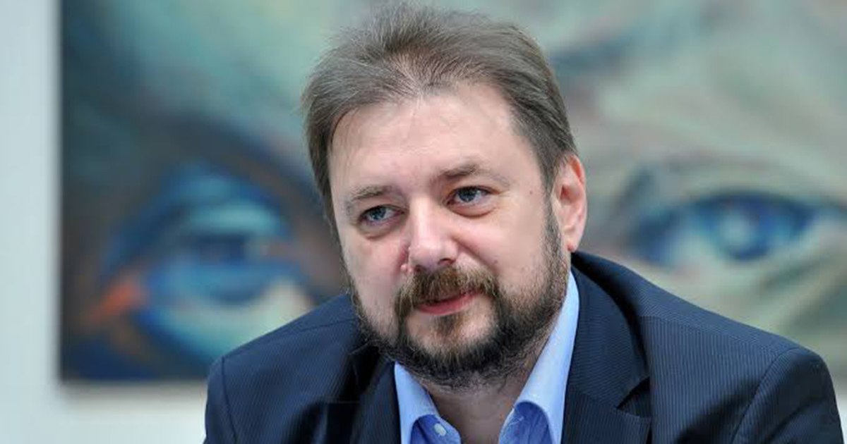 Analist explică de ce românii votează partidele preferate, deși 79% consideră că țara merge într-o direcție greșită