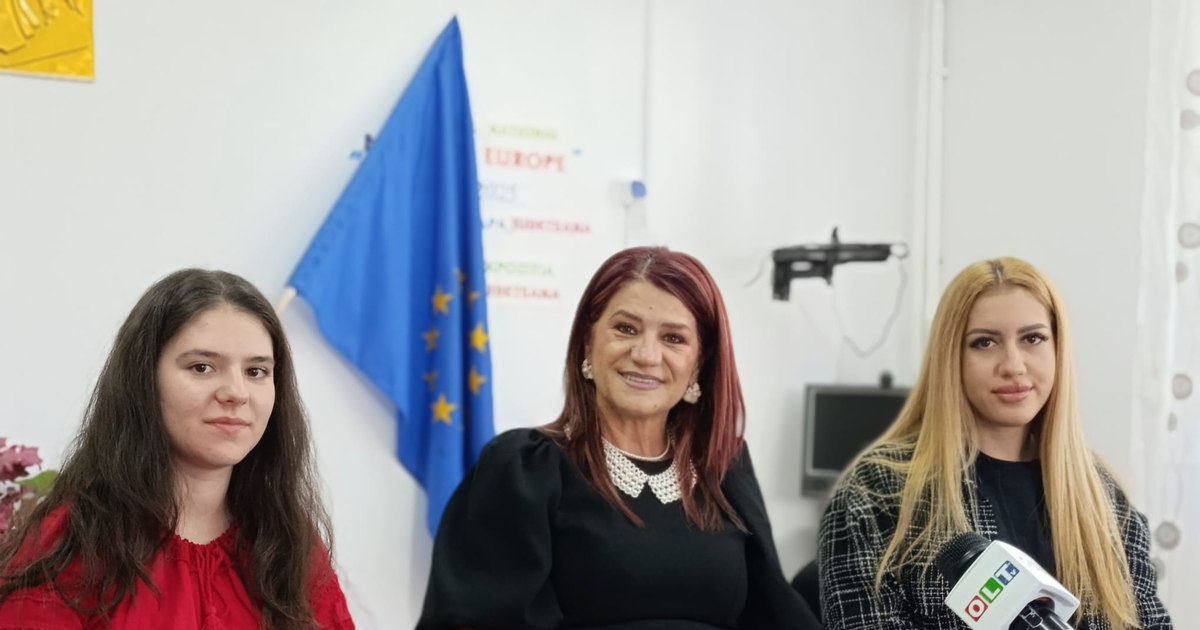 Două tinere din Olt au obținut note de 10 la toate probele Bacalaureatului și vor studia în România