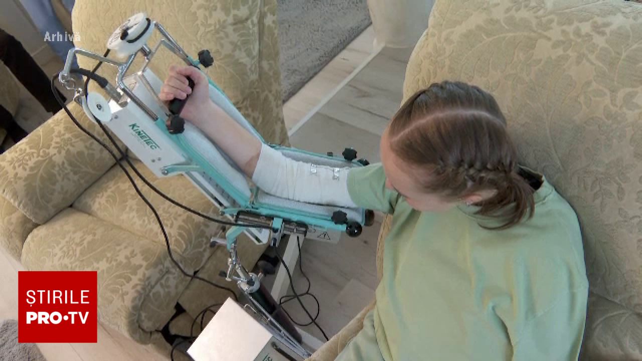Alexia Tudose a trecut prin a 17-a operație medicală pentru recuperarea funcțiilor mâinilor