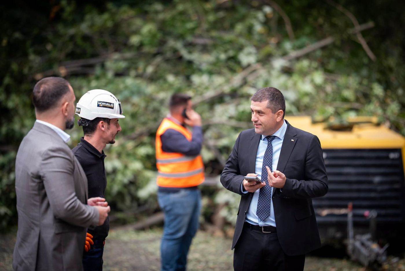 Radu Miruță critică blocajele de trafic de pe Valea Oltului: Nu este normal să stea oamenii ore în șir în coadă