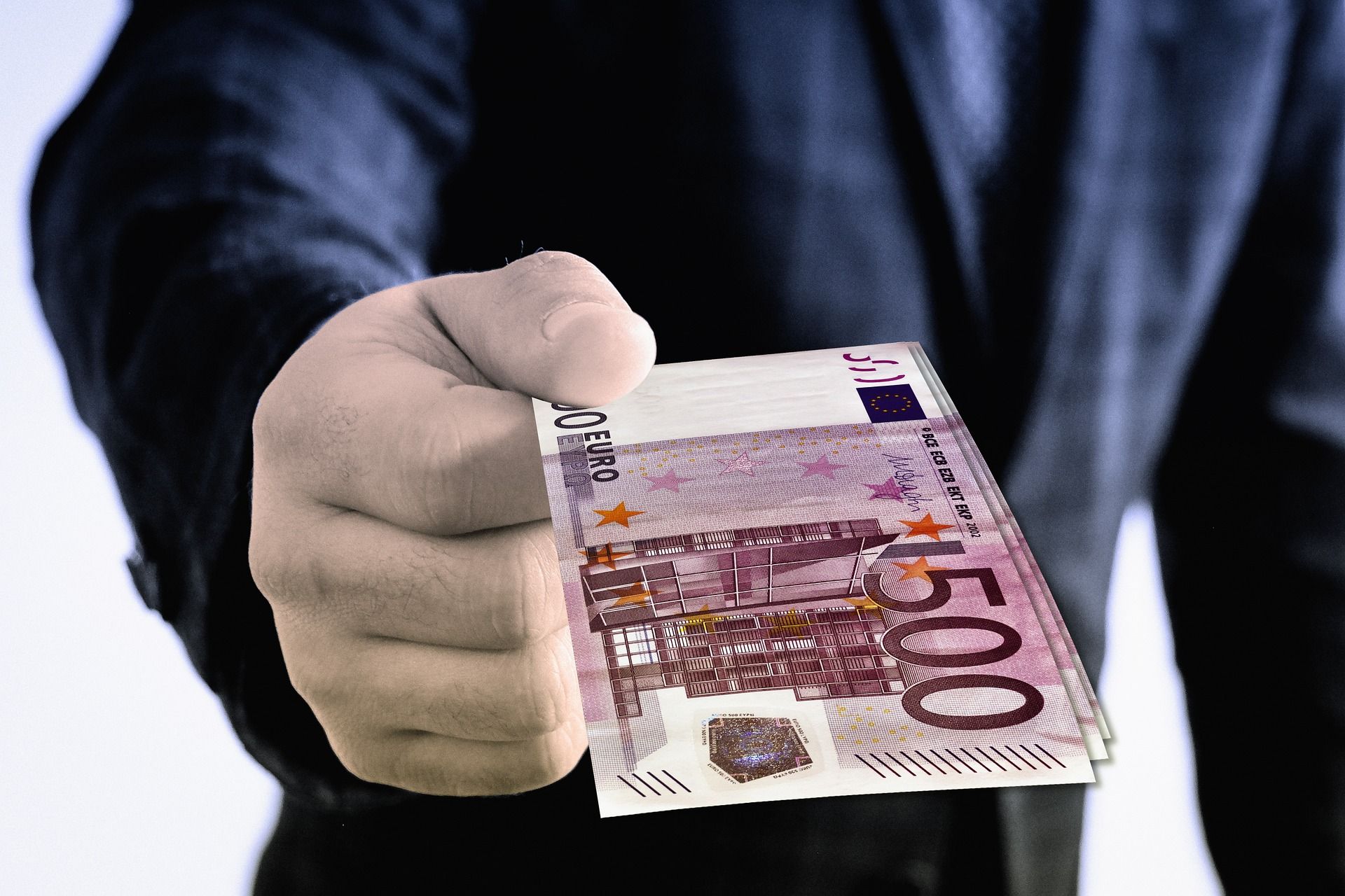 Ancheta pentru donații de la copii bolnavi: prejudiciu de peste 28 de milioane de lei