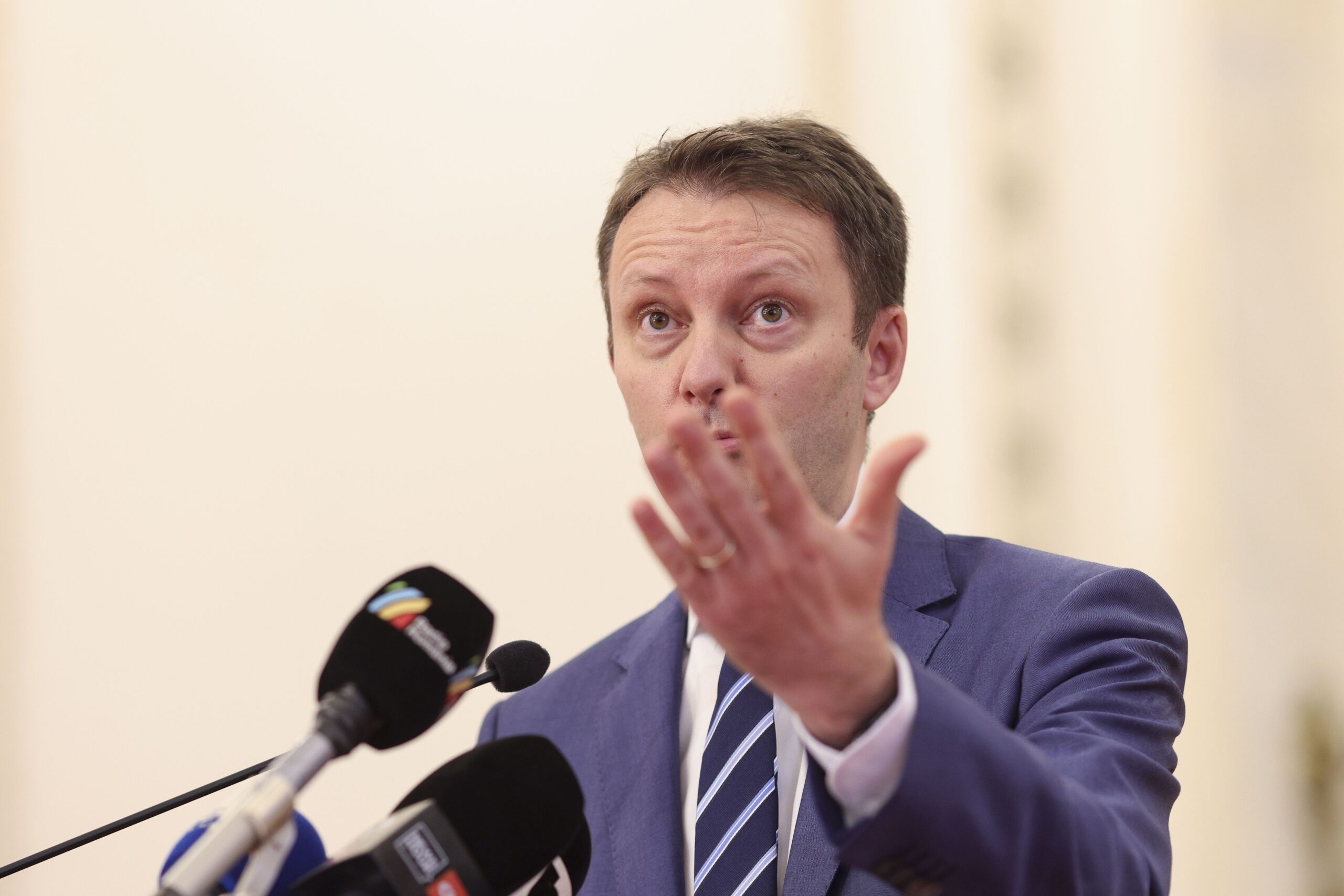 Siegfried Mureșan depune programul de guvernare și lista miniștrilor la Parlament