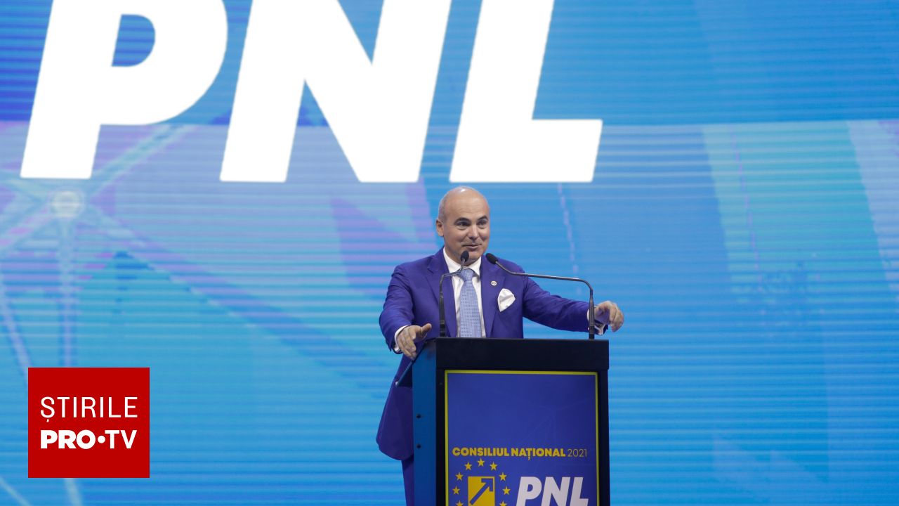 Rareș Bogdan cere introducerea uniformelor școlare obligatorii în România