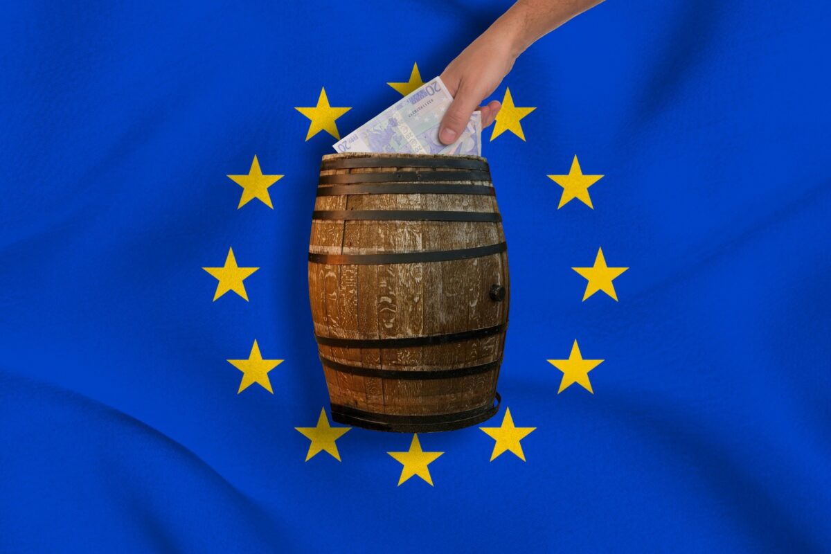 Absorbția fondurilor PNRR în România: estimări de 90% pentru granturi și 95% pentru împrumuturi