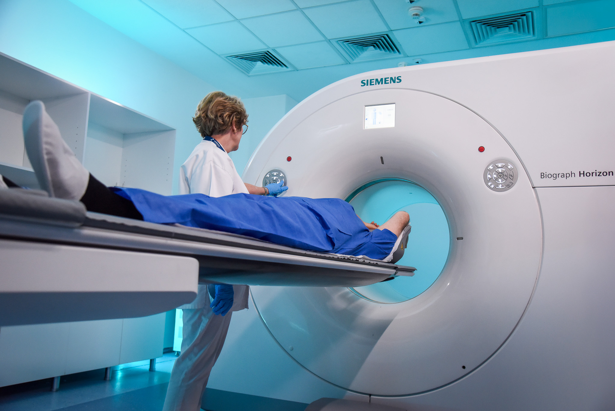 Acces la tehnologii avansate pentru combaterea cancerului de prostată în România