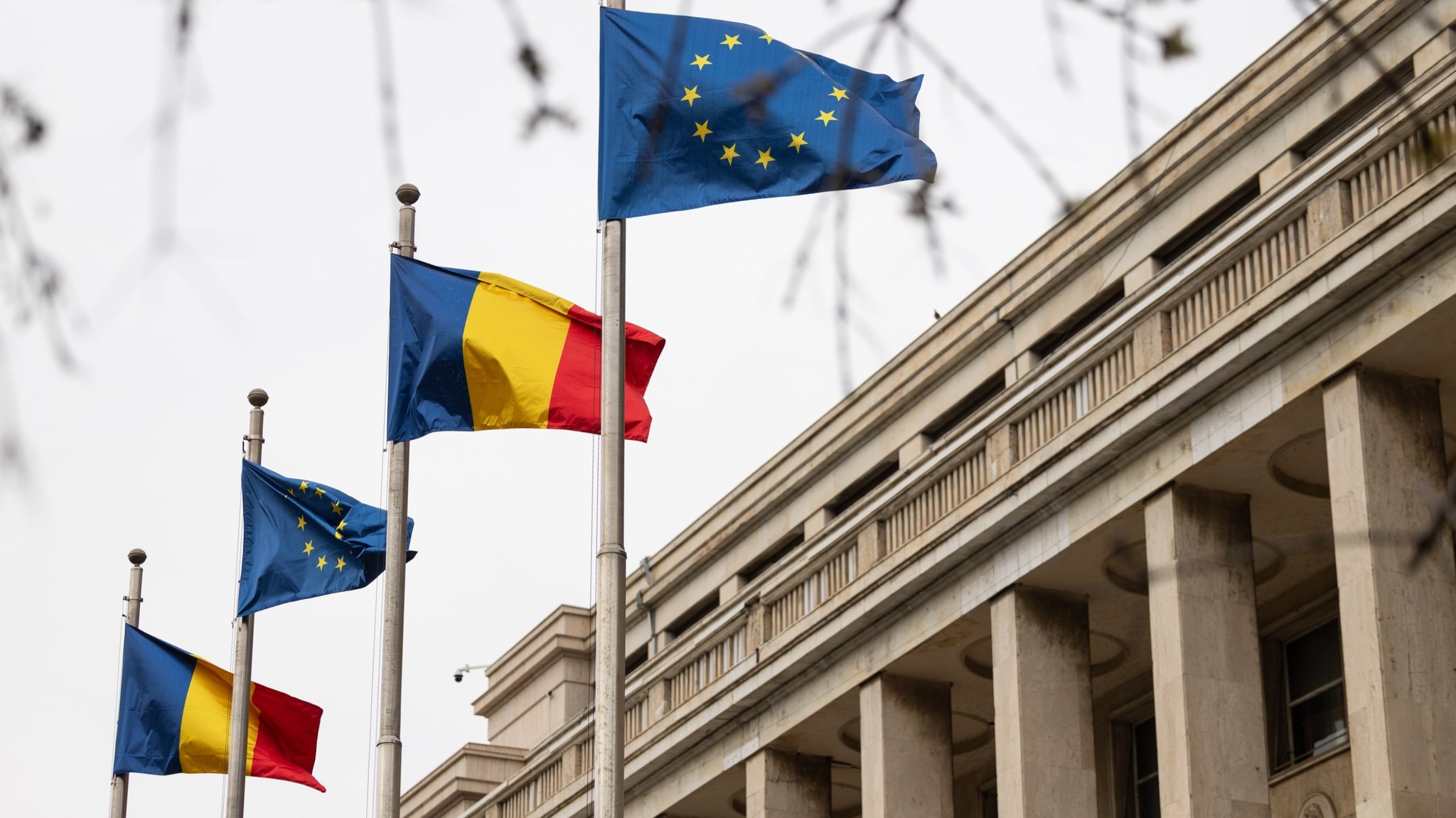 PSD decide luni dacă susține Guvernul propus de Siegfried Mureșan. Încep audierile miniștrilor