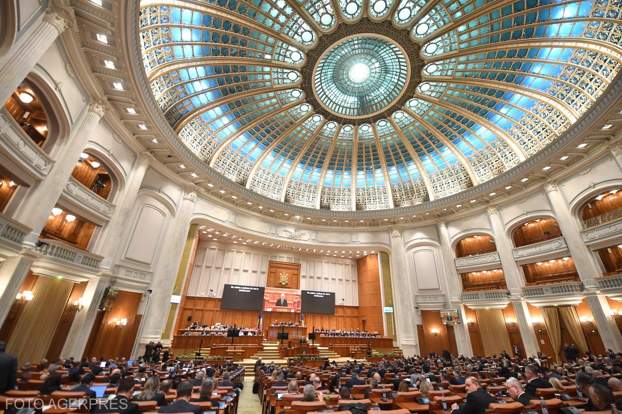 Parlamentul decide soarta cabinetului propus de Siegfried Mureșan: riscul de a nu obține învestitura