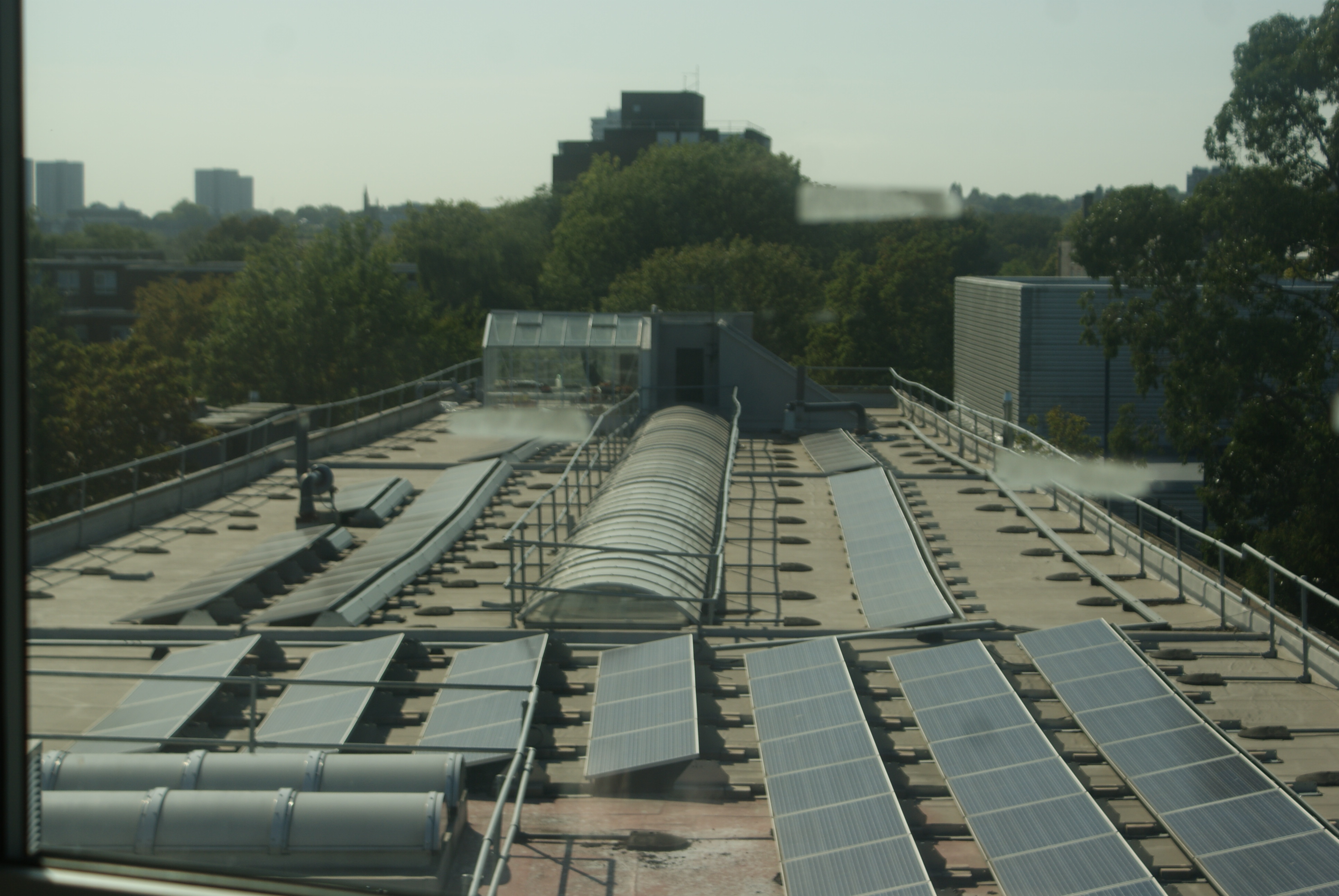 PPC Energie lansează campanie de dotare a școlilor cu panouri fotovoltaice prin activarea facturii electronice