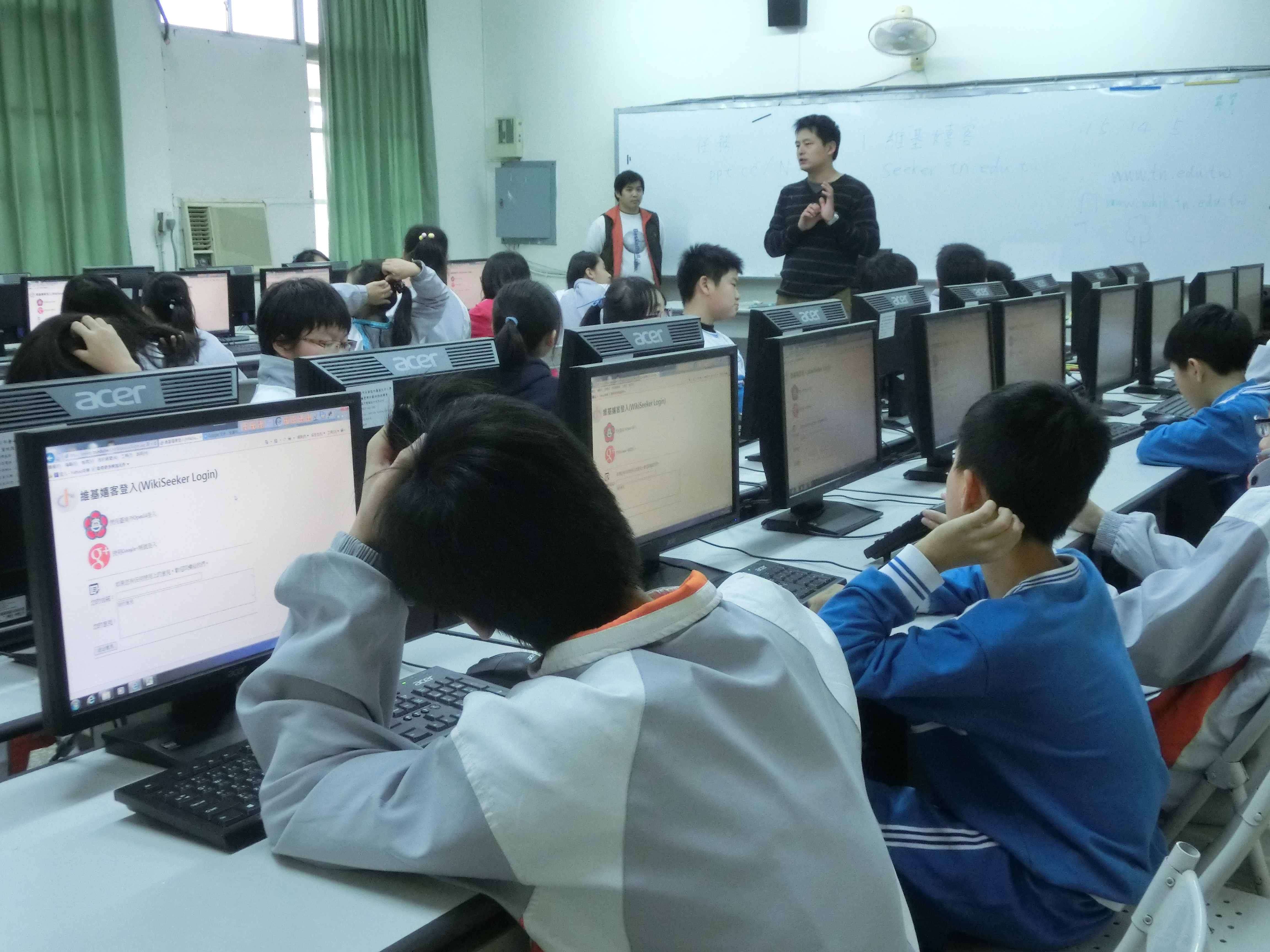 România pe primul loc la Olimpiada Balcanică de Informatică pentru Juniori de la Sarajevo