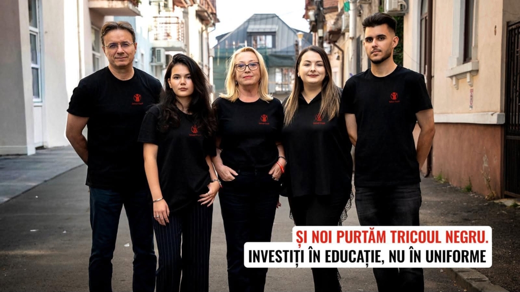 Salvați Copiii România susține protestul elevilor împotriva uniformelor școlare obligatorii