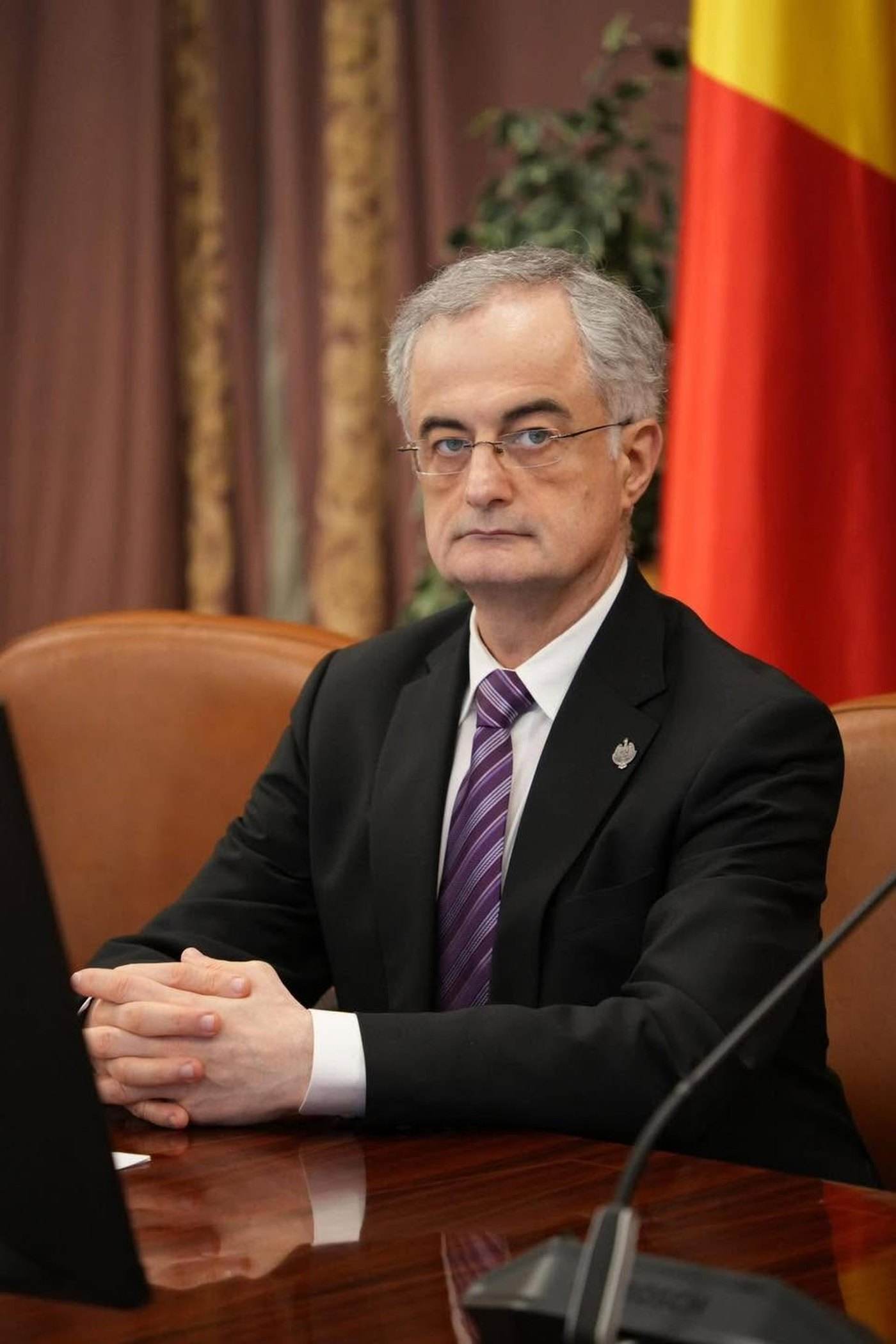 Parlamentarii neafiliați analizează votul pentru Guvernul propus de Siegfried Mureșan