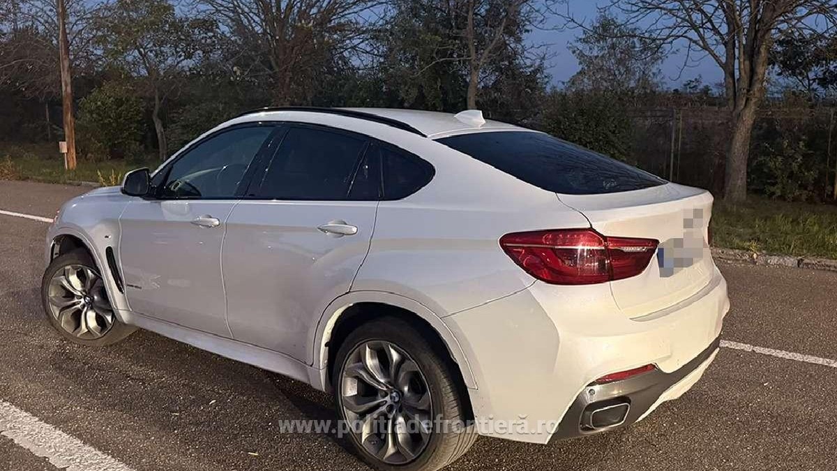 Un BMW de lux cumpărat din Germania a fost confiscat la vama Albița deoarece era furat în Slovacia