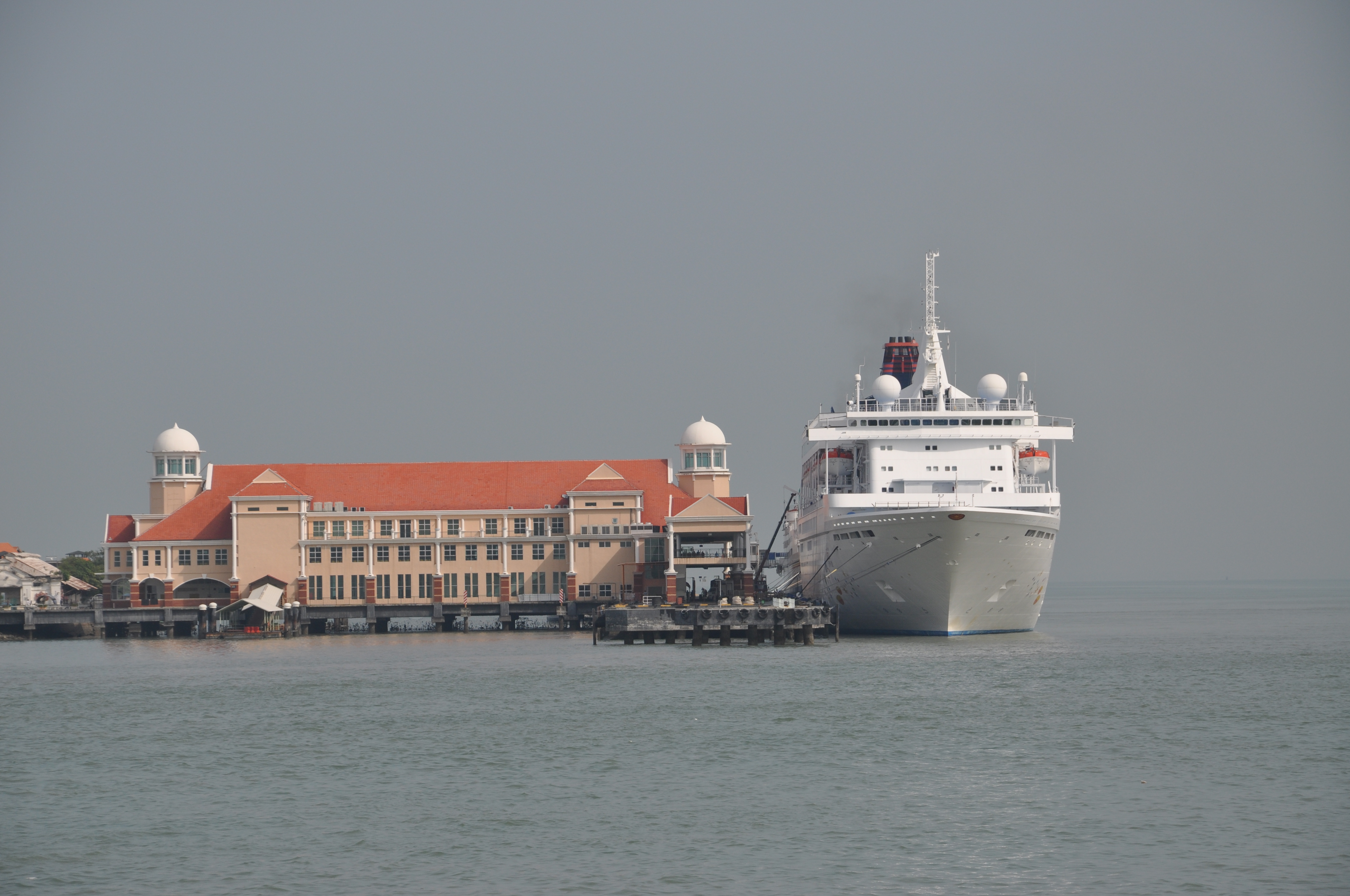 Startupul CLICKnCRUISE își lansează oficial operațiunile în România pentru rezervarea croazierelor