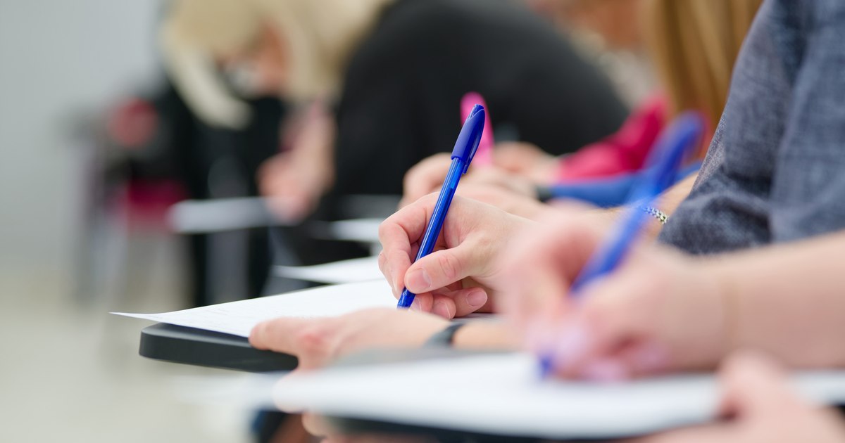 Absolvenții de drept pot deveni consultanți fiscali, conform noilor reglementări legislative