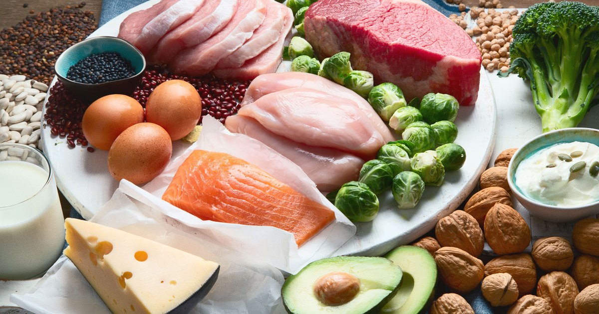 Alimentele care ajută la producerea serotoninei, numită hormonul fericirii