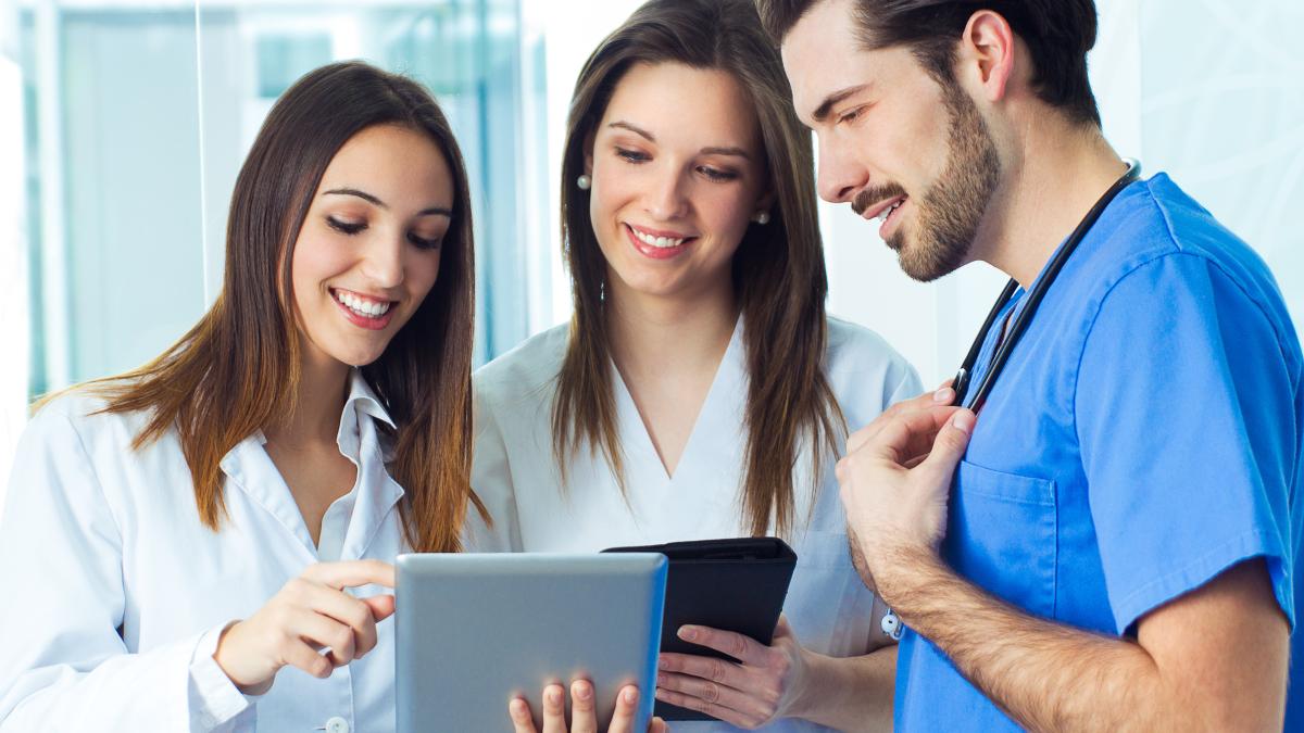 Medicii români au o reputație excelentă în Spania, chiar și în topul rezidențiatului