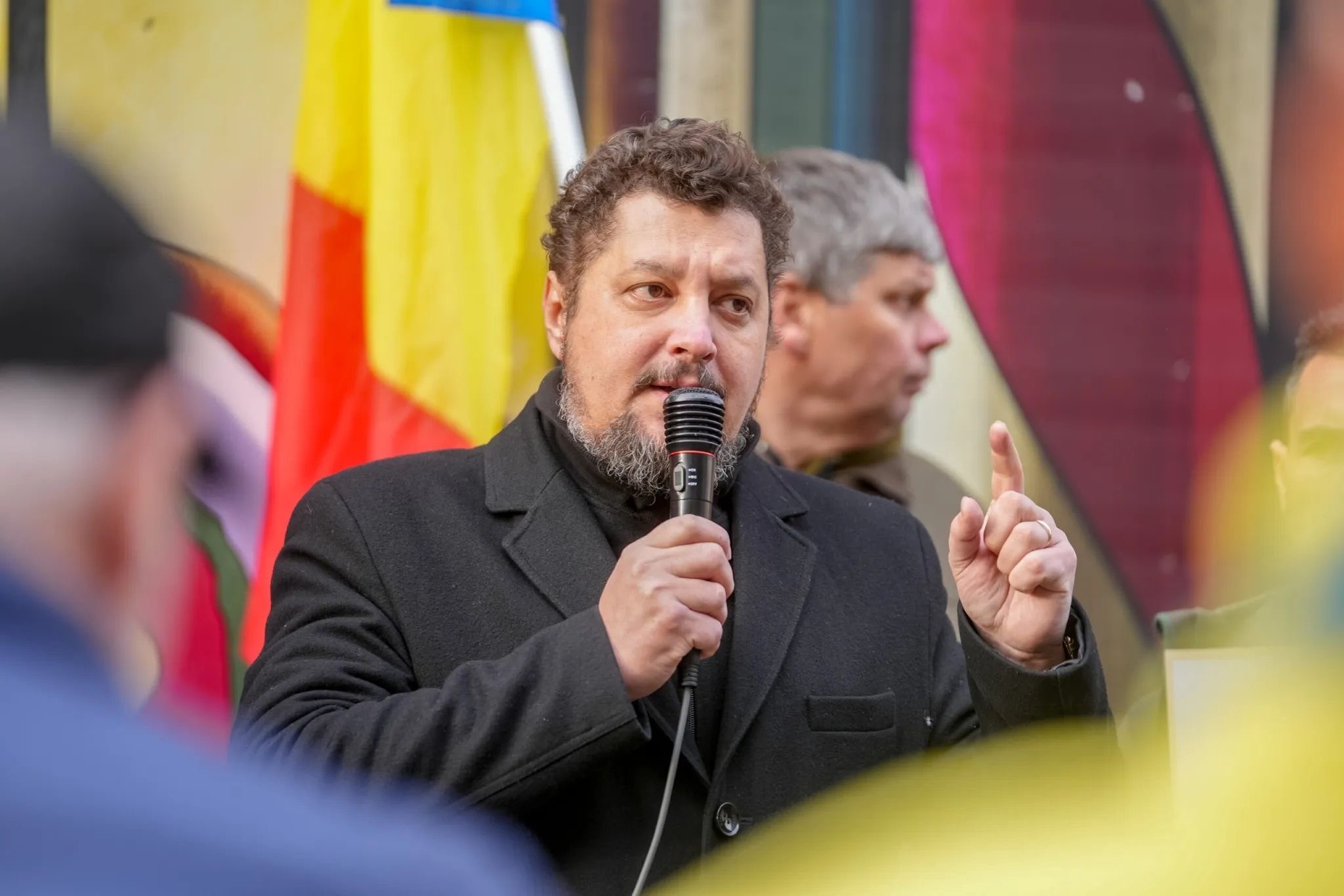 Campania împotriva Legii Vexler se extinde: Claudiu Târziu critică intervenția statului în memoria eroilor