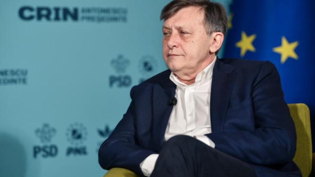 Crin Antonescu critică dur PNL: Partidul își reneagă identitatea și blazonul pentru o politică de tip USR