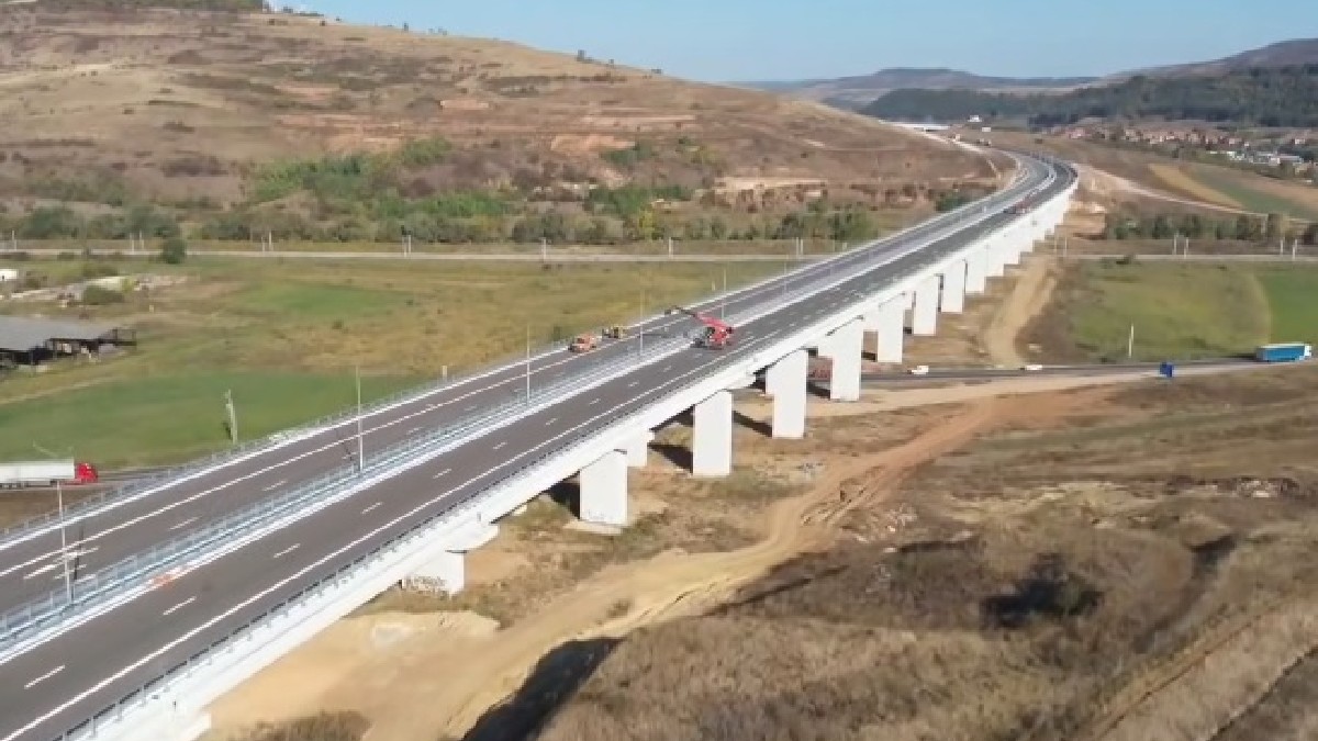 Lotul Nădășelu - Zimbor din Autostrada A3 este aproape gata. UMB lucrează la finisaje