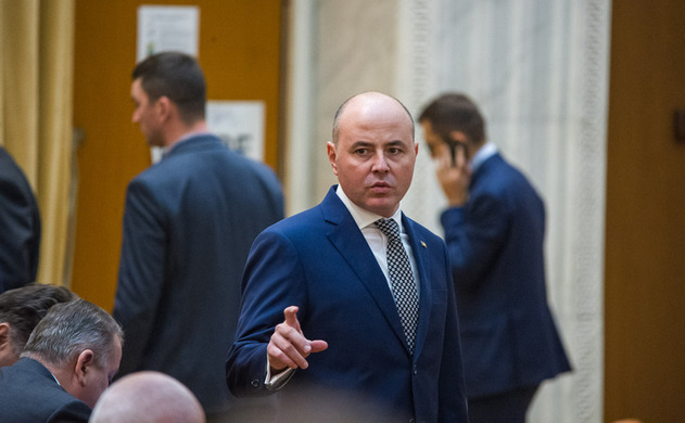 Alexandru Muraru avertizează președintele Nicușor Dan după eșecul Cabinetului Mureșan în Parlament