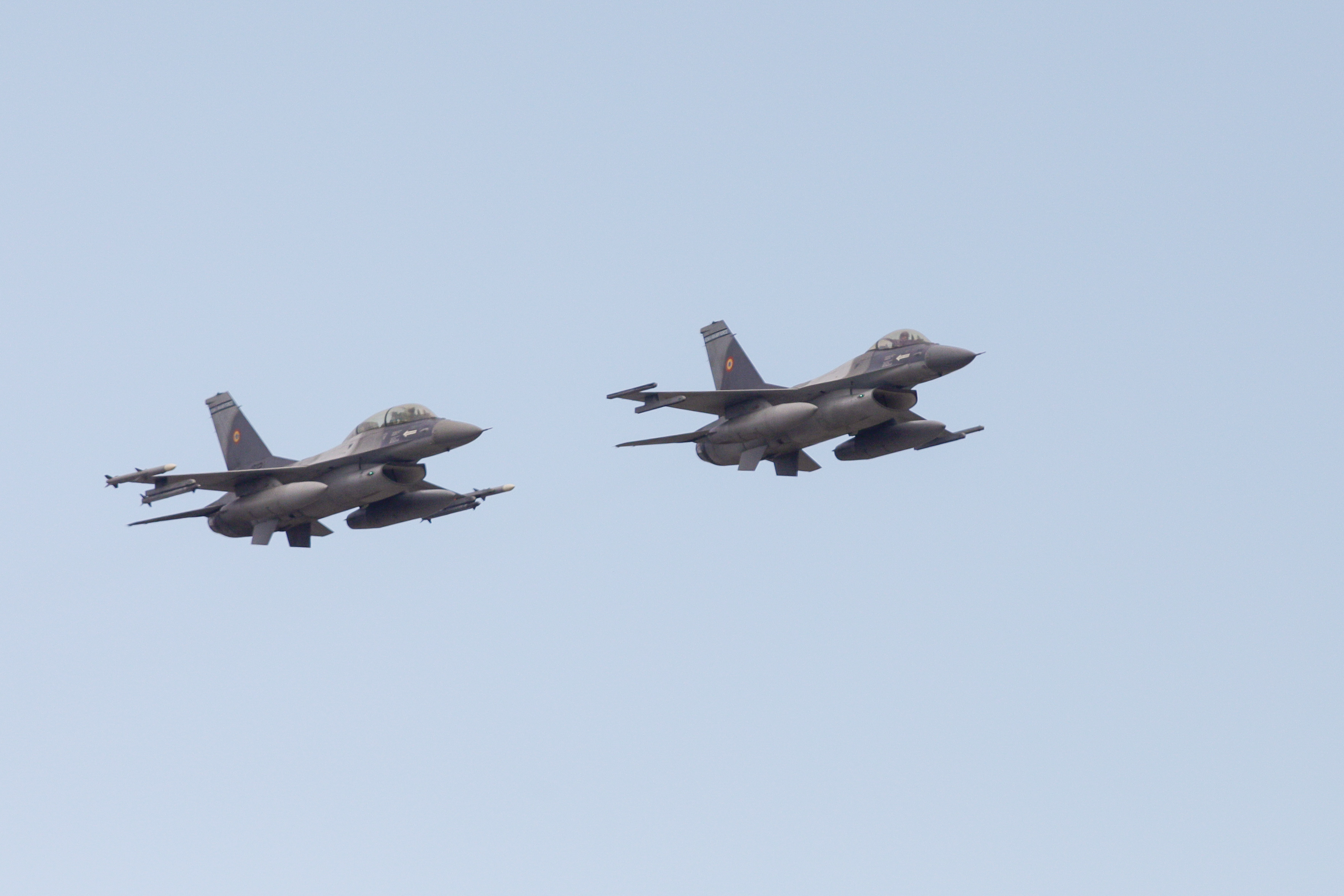 Alertă aeriană în Tulcea după detectarea dronelor în Ucraina. MApN a trimis avioane F-16 în misiune
