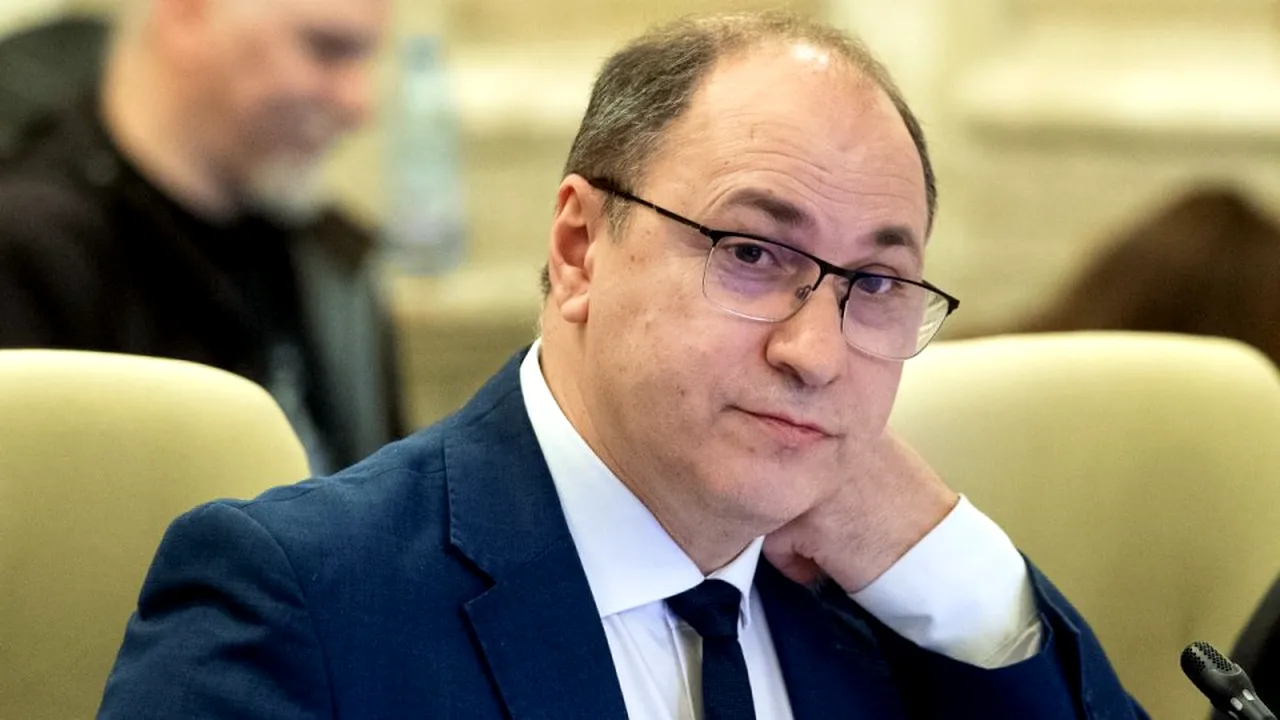 Mihai Dimian a recitat poezii de grădiniță la deschiderea anului universitar de la USV Iași