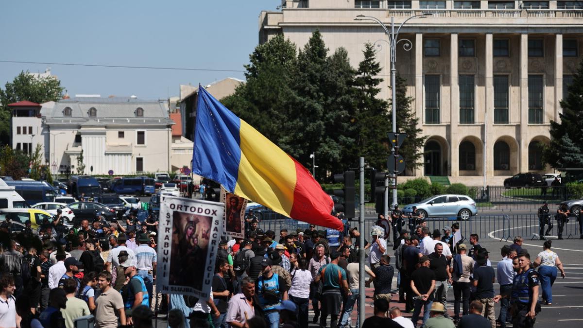 Protest masiv al fermierilor în fața Guvernului: solicită măsuri urgente și despăgubiri