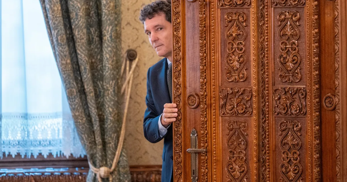 Nicușor Dan pregătește a patra nominalizare de premier după eșecul Guvernului Mureșan