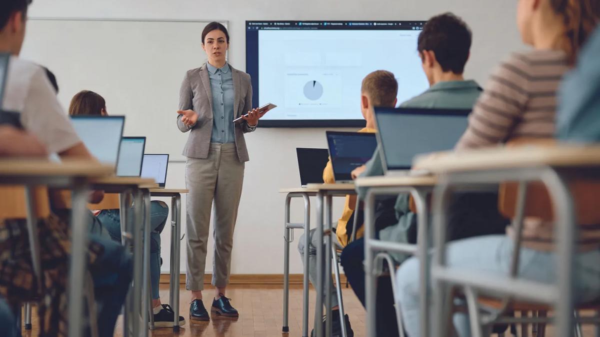 Rezultatele PISA 2025: Scădere drastică a performanțelor elevilor români la citire, matematică și științe