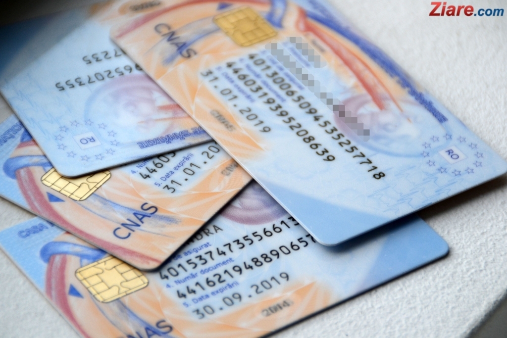 Cardul de sănătate și cartea electronică de identitate pot fi folosite în paralel la medic în octombrie