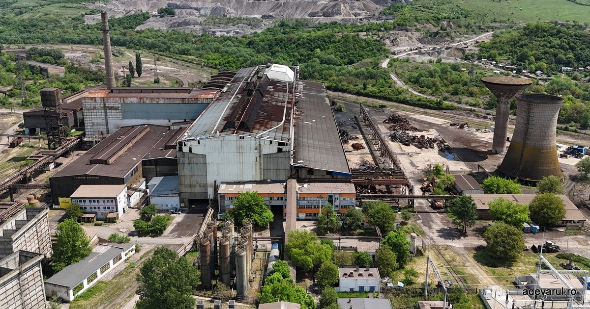 Fostul combinat din Hunedoara trece prin lucrări de curățare după preluarea de către UMB Steel
