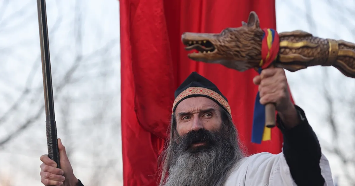 Bilanțul protestelor din fața Arestului Central: 50 de amenzi și un bărbat reținut pentru ultraj