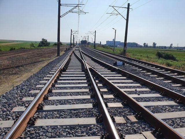 Circulația feroviară este oprită pe Magistrala 300 în județul Prahova după un accident cu un tren IR