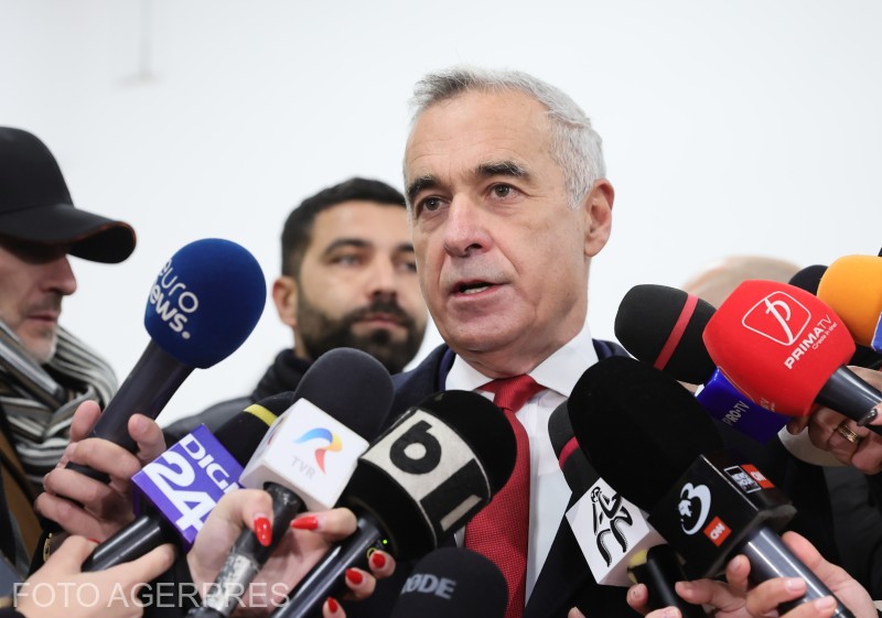 Miting de susținere pentru Călin Georgescu în centrul orașului Suceava