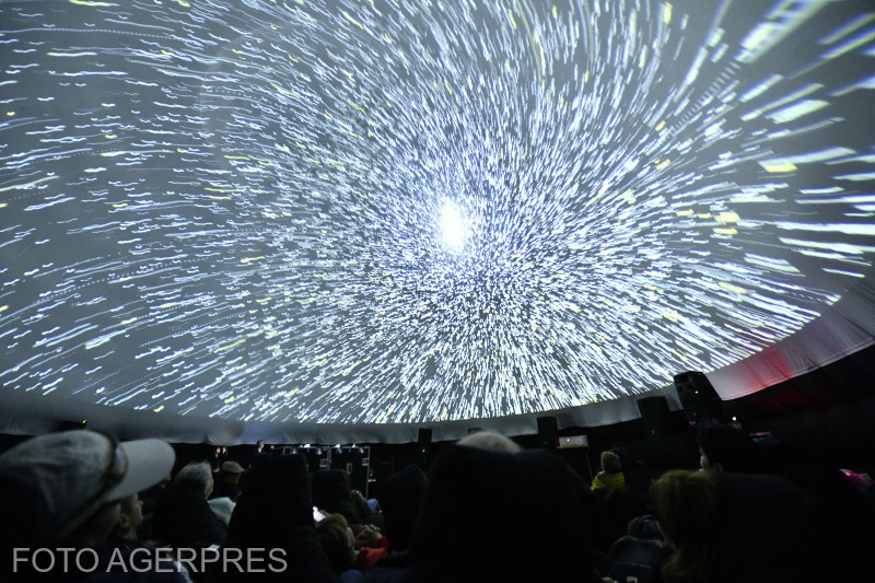 România a câștigat cinci medalii la Olimpiada Internațională de Astronomie și Astrofizică din Vietnam