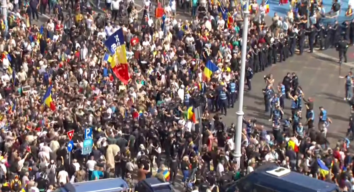 Răsturnare de situație după protestul din Piața Victoriei: persoanele reținute nu sunt fermieri