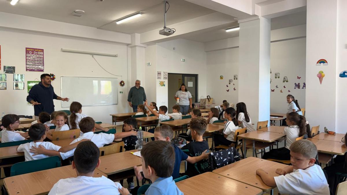 Academia Da Vinci lansează un program educațional bazat pe creativitate și improvizație la Voluntari