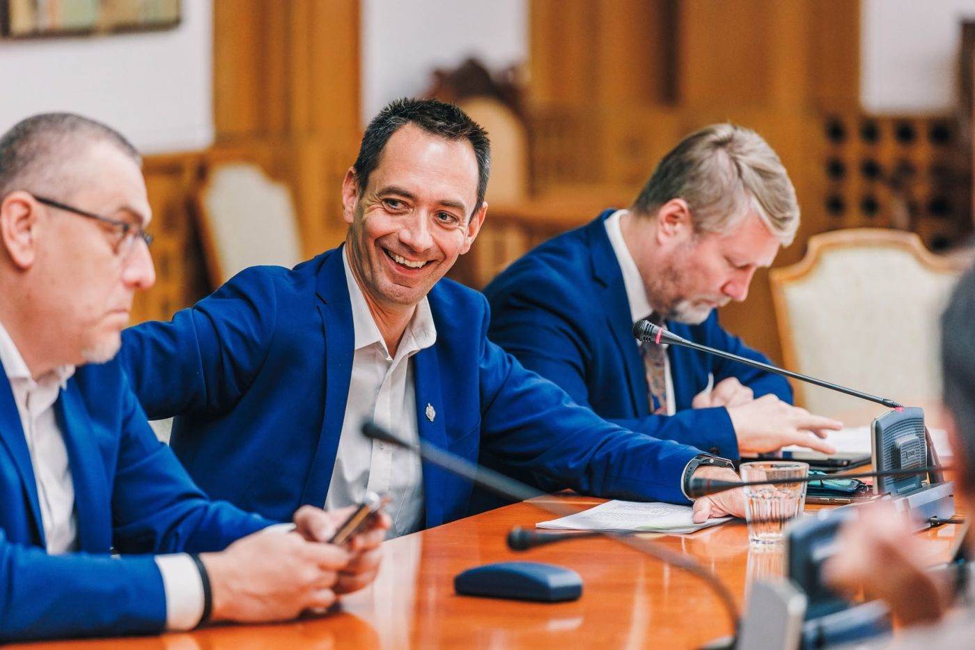 Csoma Botond despre formarea guvernului: PNL și PSD trebuie să facă concesii pentru a evita extremele