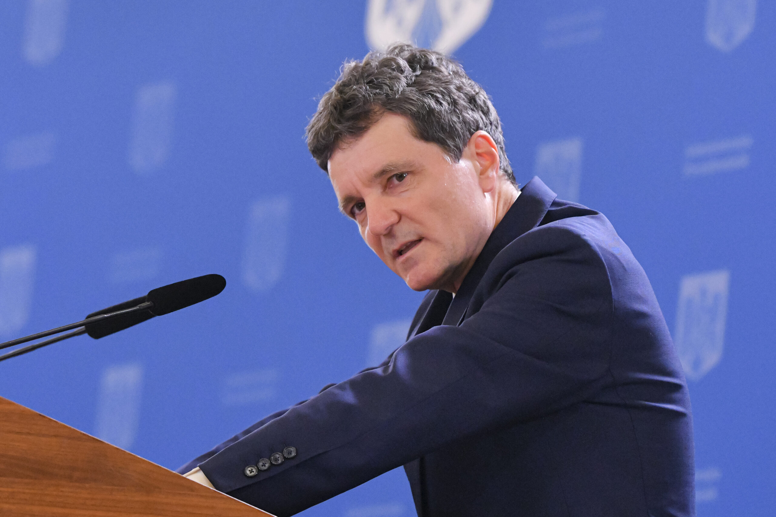 Consultări la Cotroceni pentru noul premier: Sorin Grindeanu își propune candidatura, USR cere alegeri anticipate
