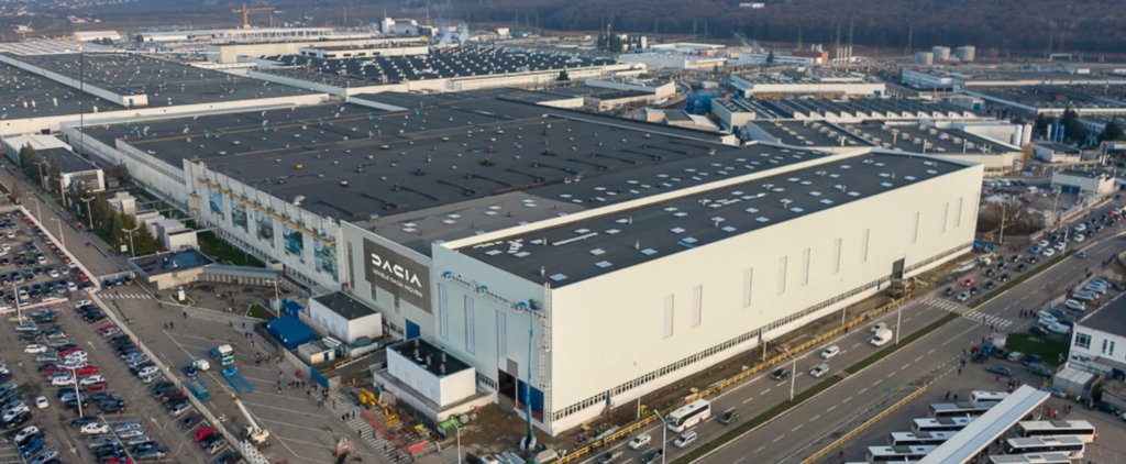 Dacia lansează un nou program de plecări voluntare pentru angajați. Vezi compensațiile oferite