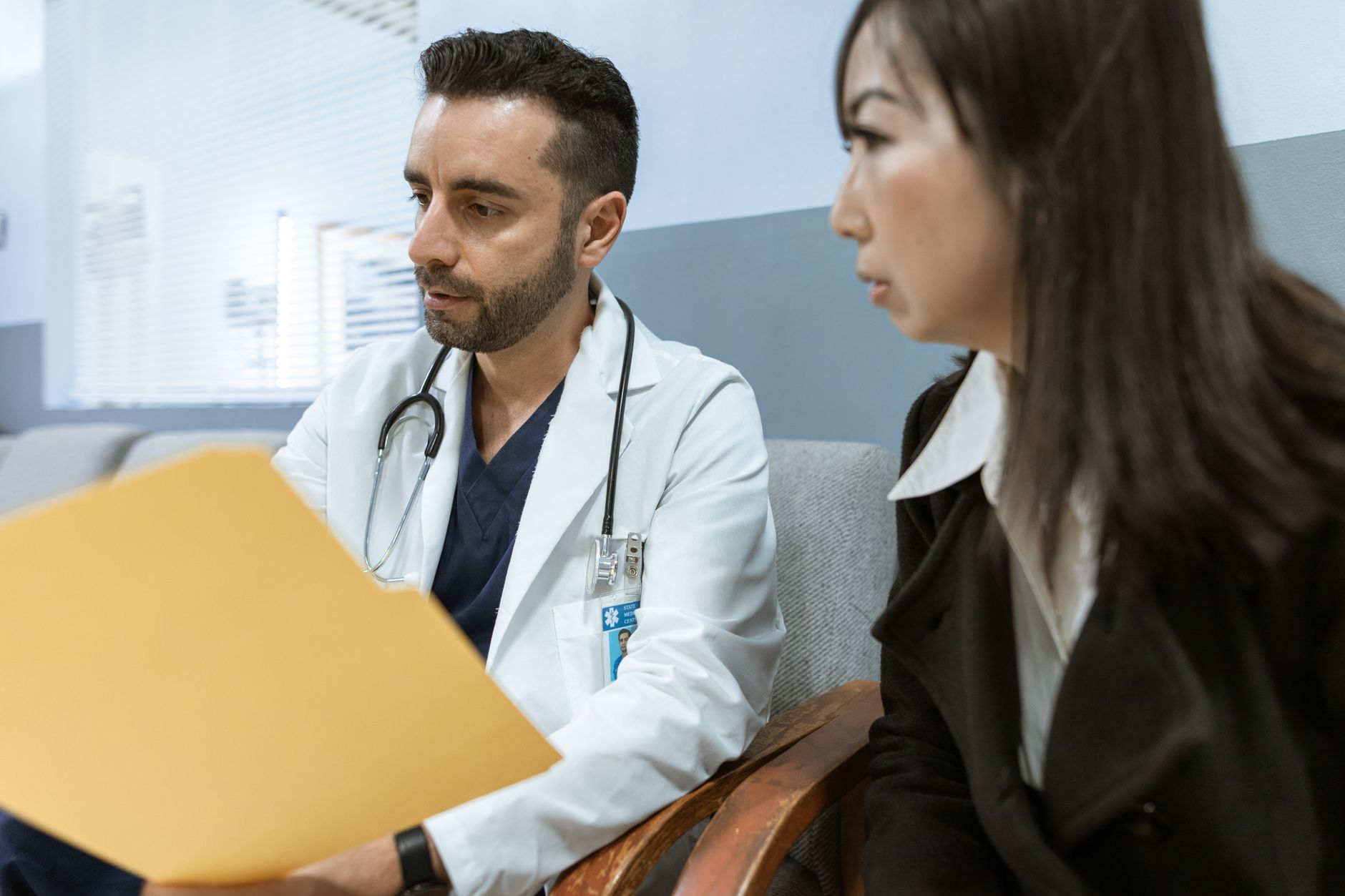 Semne de alarmă digestive: 5 simptome care necesită consult medical imediat