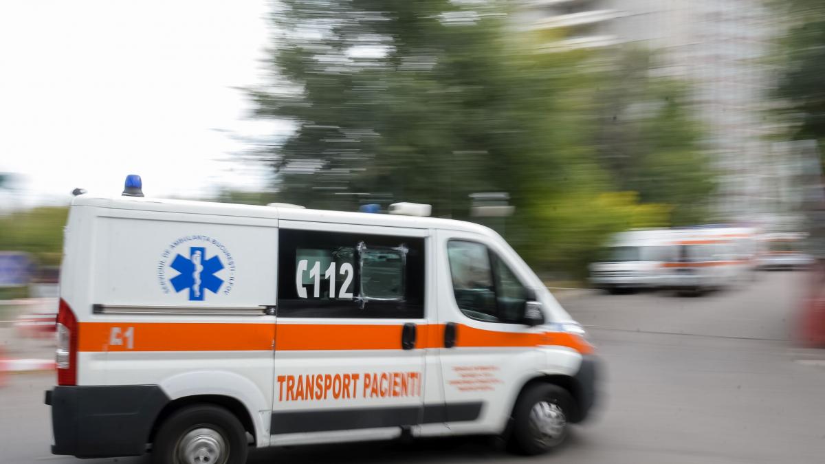 Plan Roșu de Intervenție în Bacău: Deceni de elevi prezintă simptome de toxiinfecție alimentară